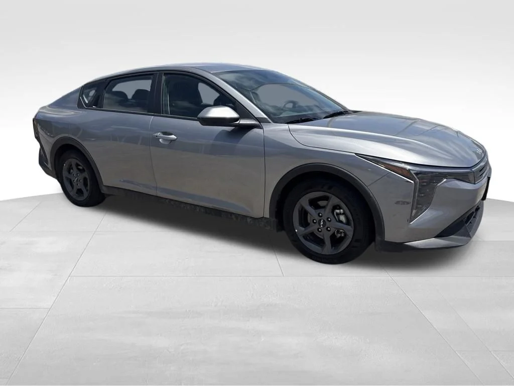 Used 2025 Gray Kia LXS image 13