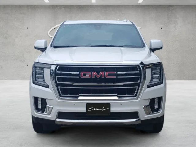 Used 2022 White GMC SLT image 19