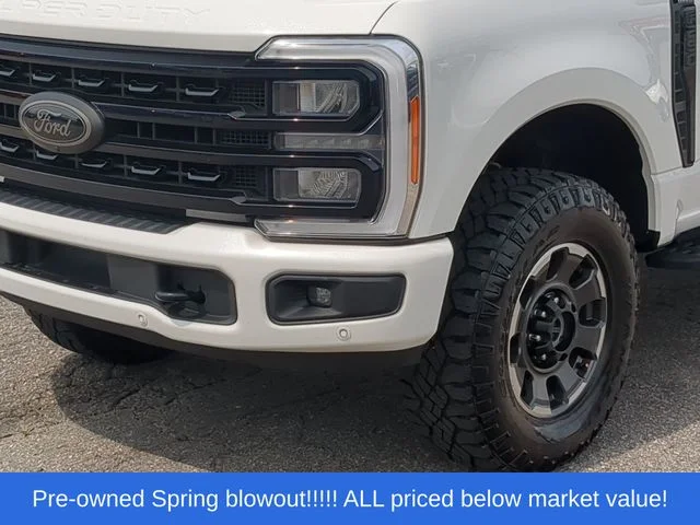 Used 2023 White Ford Lariat image 17