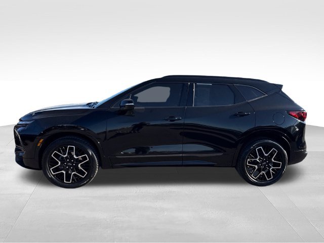 Used 2023 Black Chevrolet RS image 2