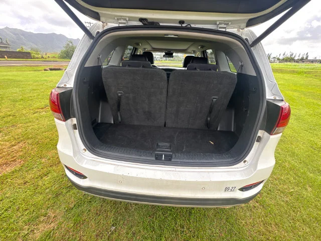Used 2020 White Kia EX image 17