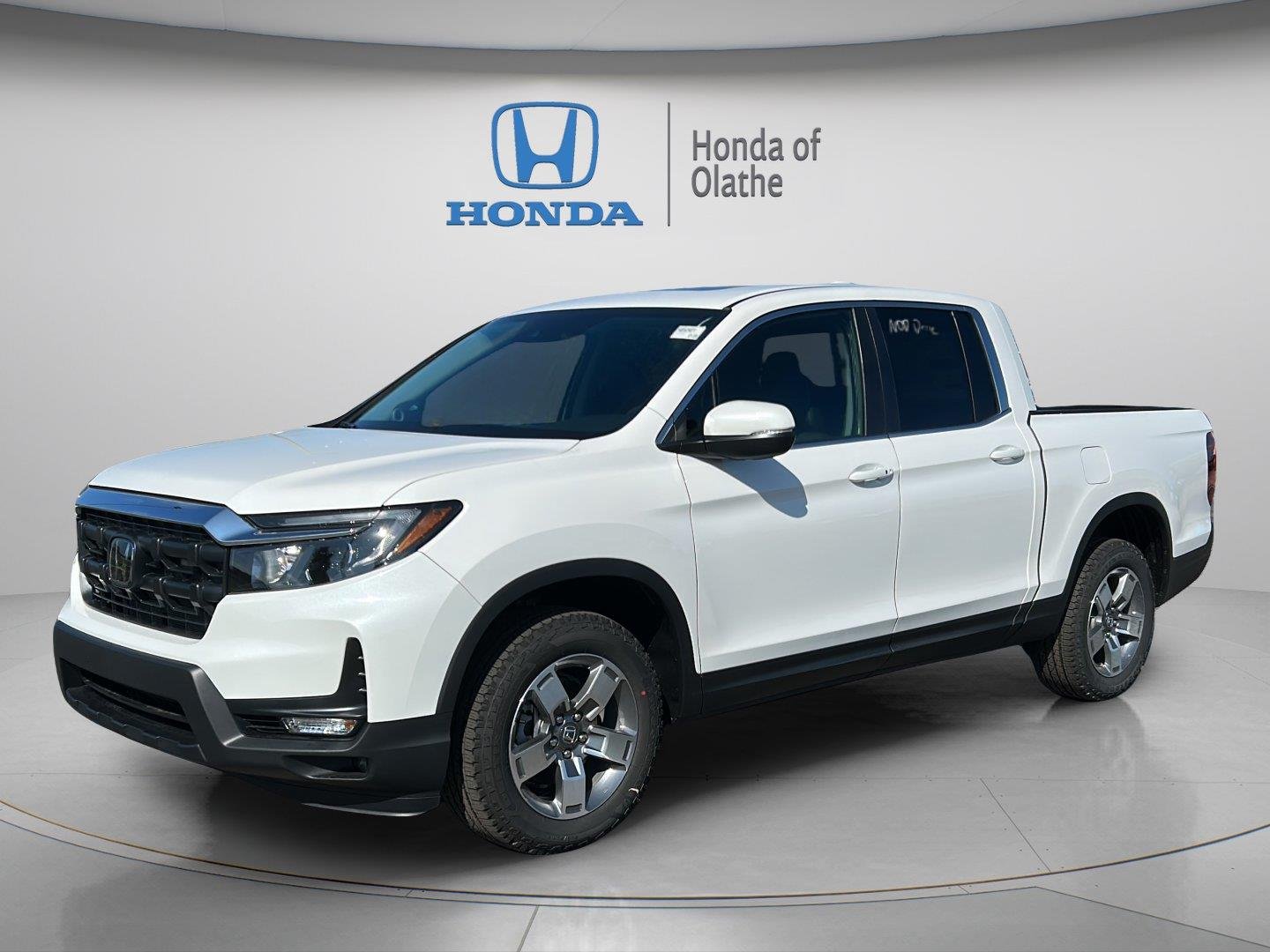 New 2026 Platinum White Pearl Honda RTL image 7