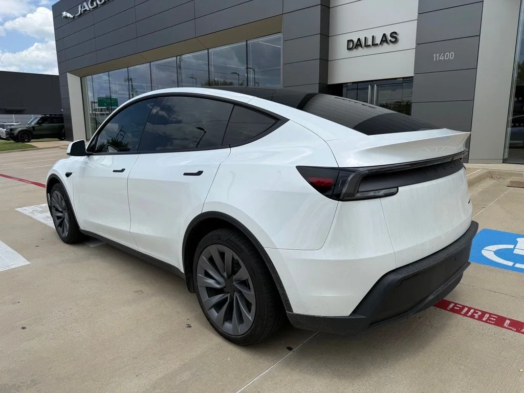 Used 2026 White Tesla  image 4