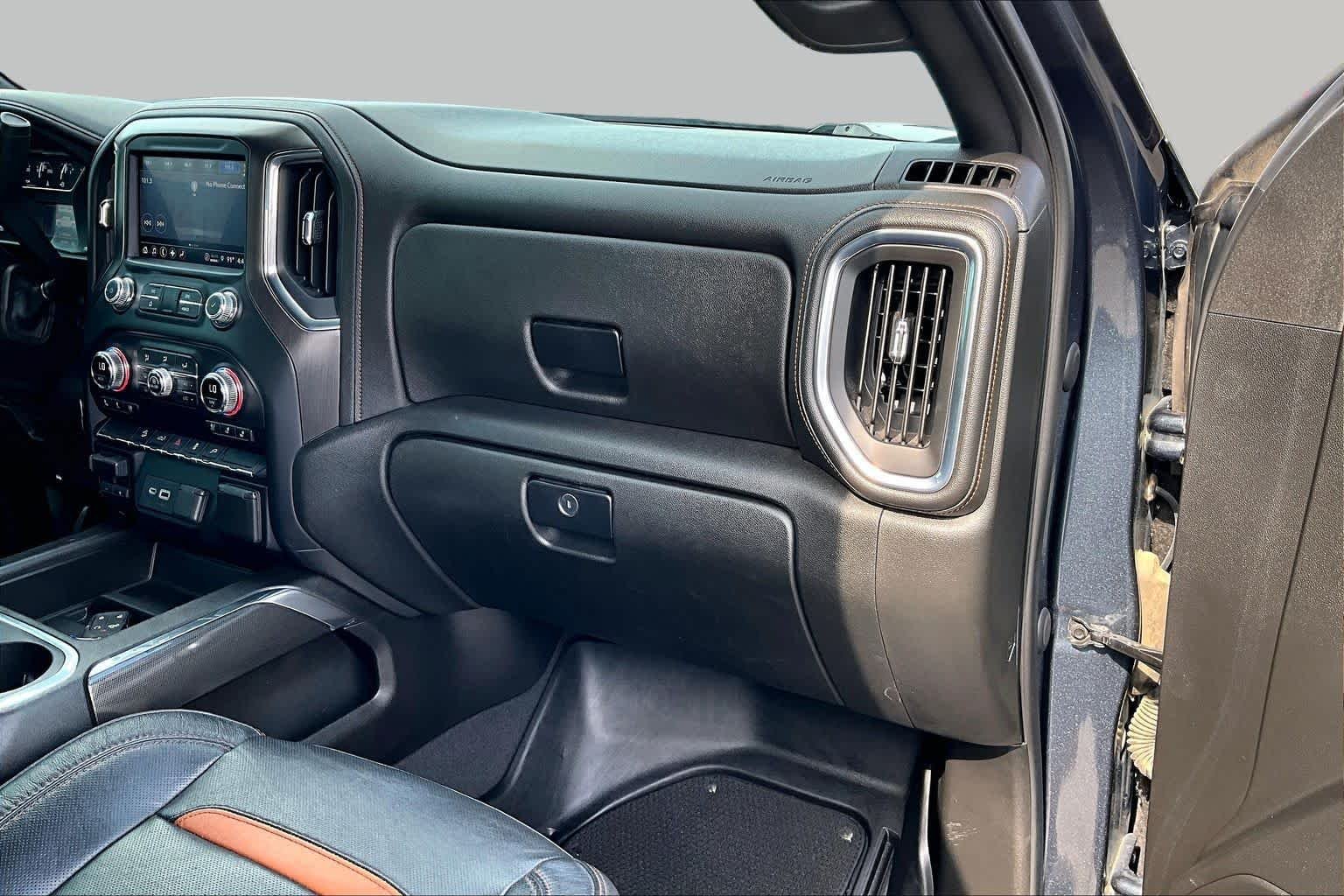 Used 2021 DARK SKY METALLIC GMC AT4 image 14