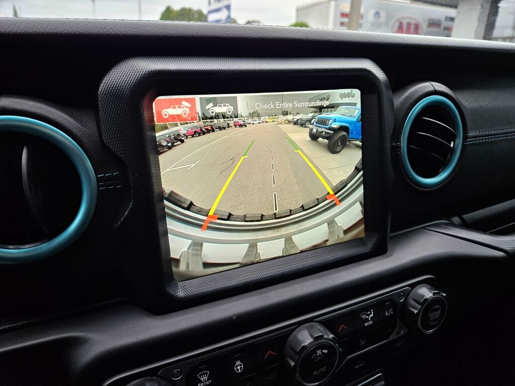 Used 2023 Gray Jeep Rubicon 4xe image 31