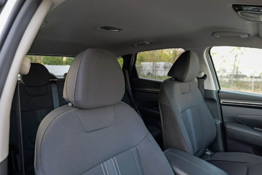 Used 2023 Shimmering Silver Hyundai SEL image 37