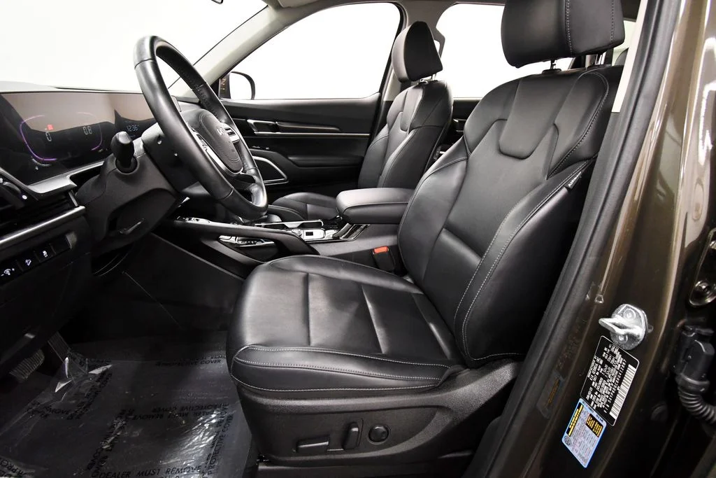 Certified Used 2024 Green Kia S image 14