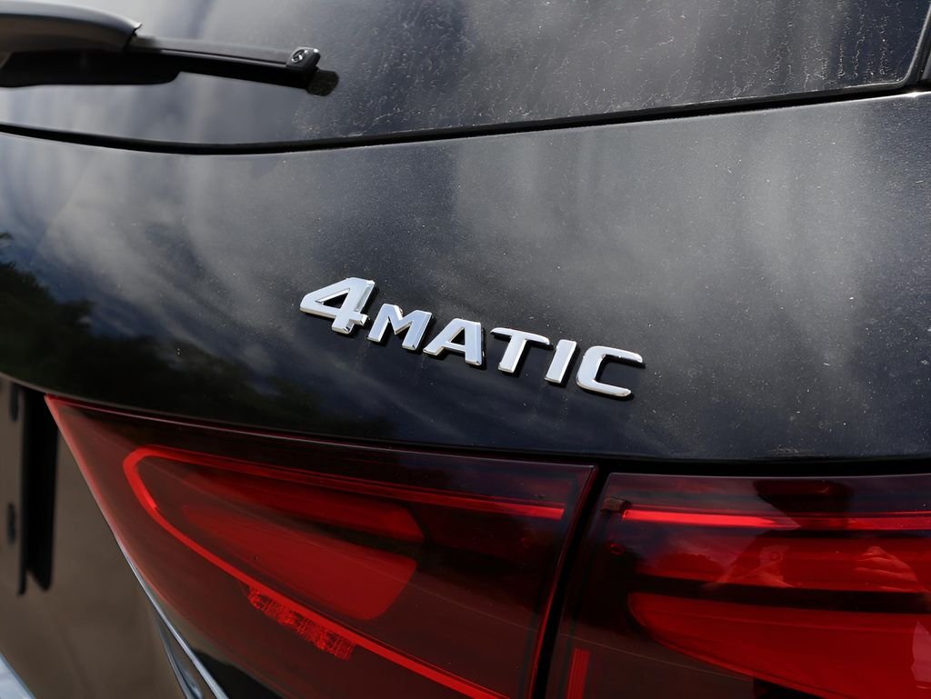 Used 2026 Cosmos Black Metallic Mercedes-Benz GLA 250 image 8