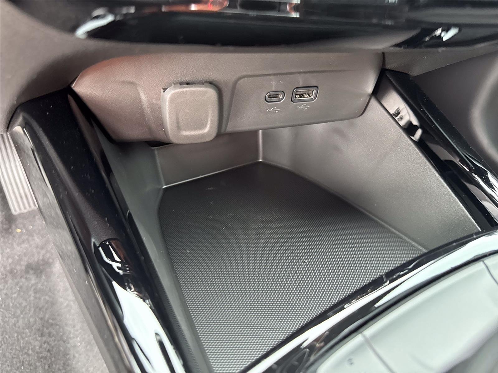 2026 Chevrolet Trax RS - Photo 25