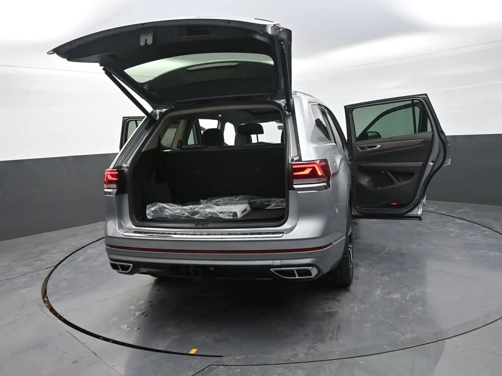 New 2026  Volkswagen 2.0T SEL Premium R-Line image 35