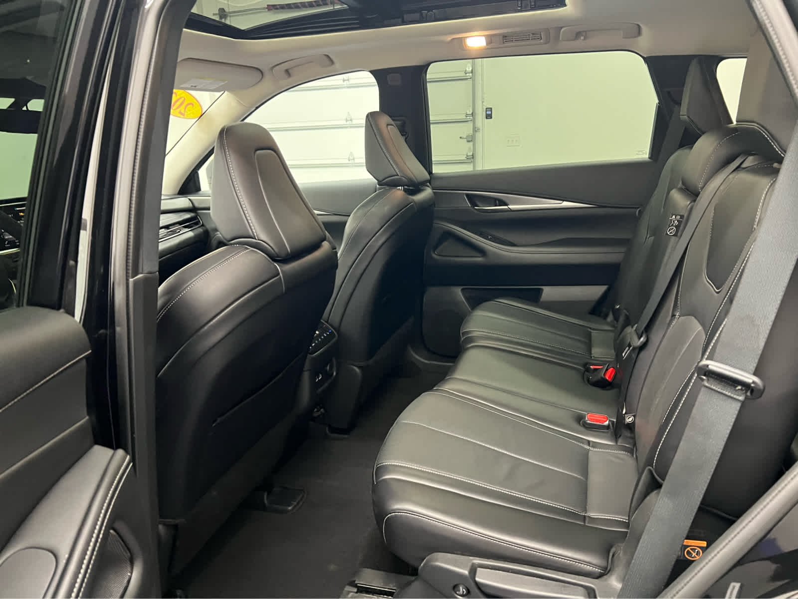 Used 2024 Mineral Black INFINITI LUXE image 7