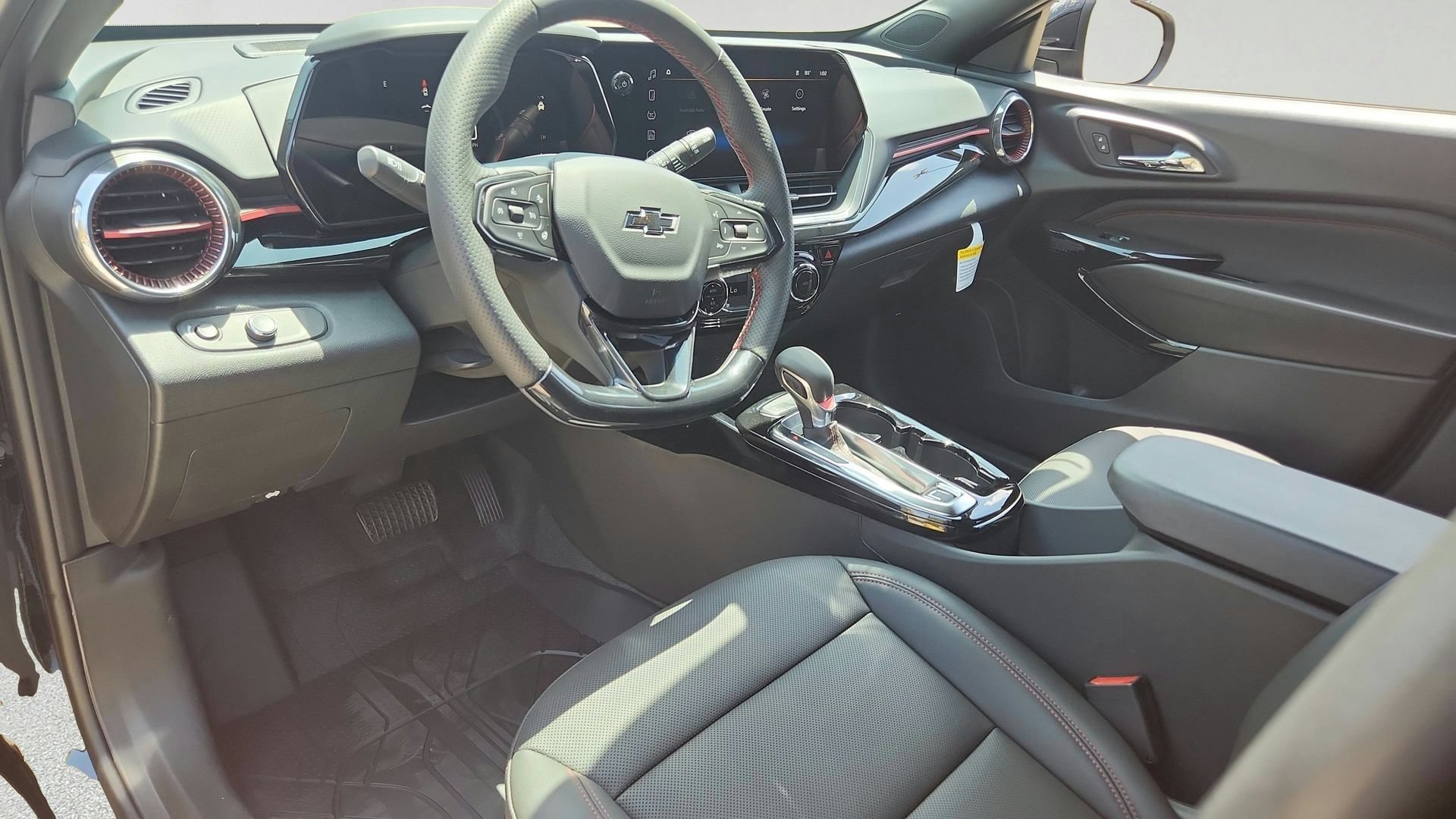 2026 Chevrolet Trax RS - Photo 9
