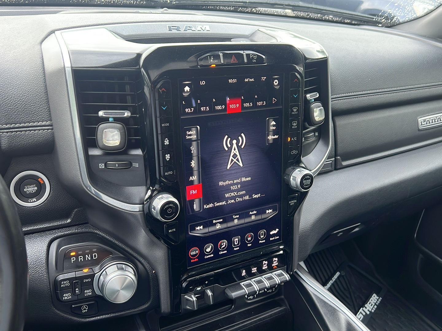 Used 2021 Diamond Black Crystal Pearlcoat Ram Laramie image 7