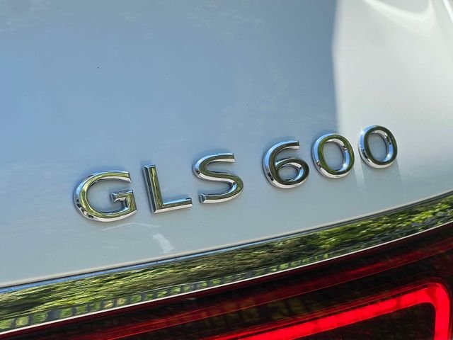 Certified Used 2023 White Mercedes-Benz Maybach GLS 600 image 11
