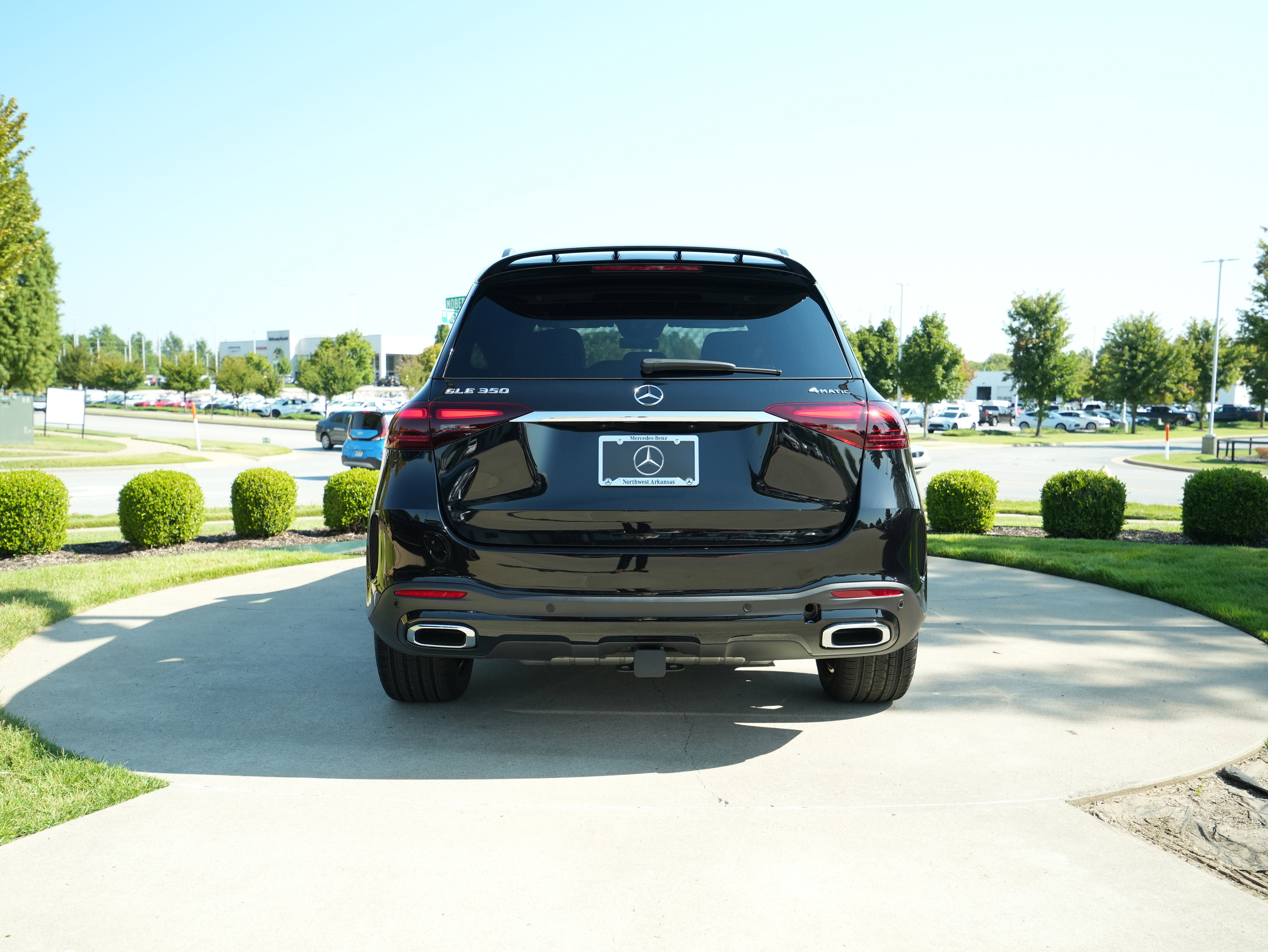 New 2026 Obsidian Black Metallic Mercedes-Benz GLE 350 image 7