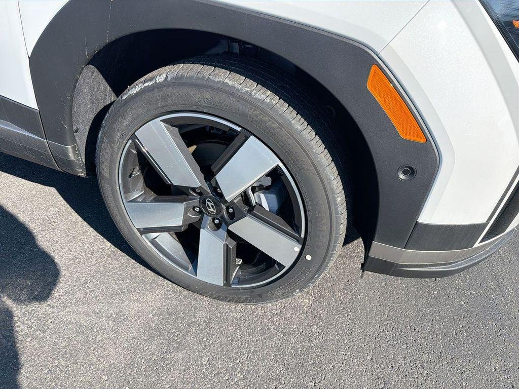 2026 Hyundai Santa Fe Limited - Photo 16