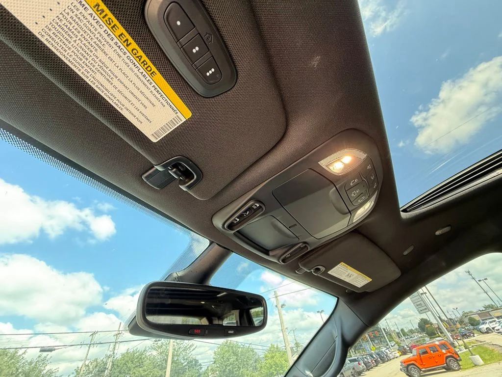 Used 2025 Black Chrysler Limited image 22