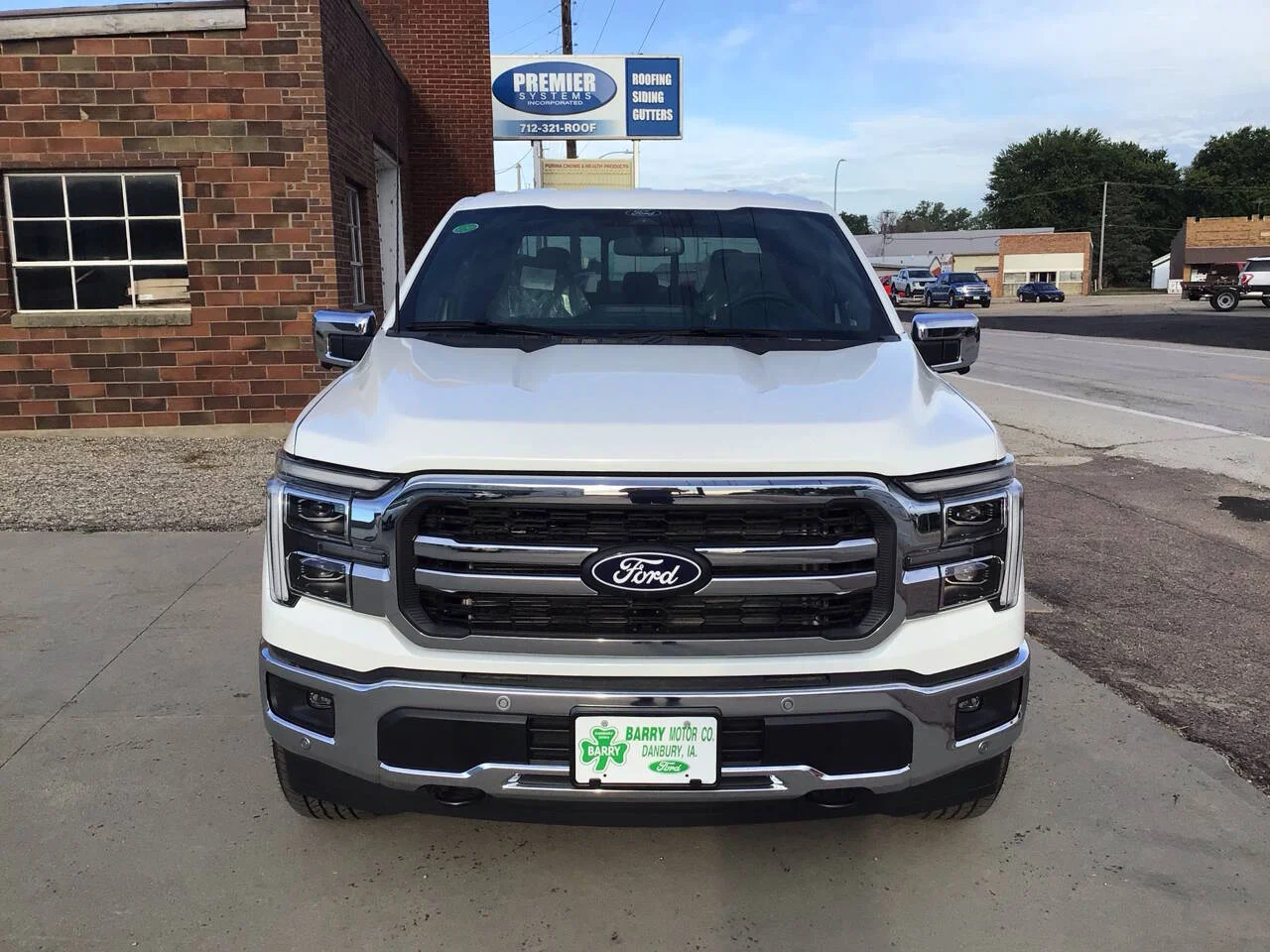 New 2026 Star White Metallic Tri-Coat Ford Lariat® image 7