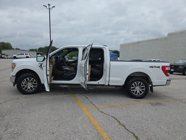 Used 2021 White Ford Lariat image 43