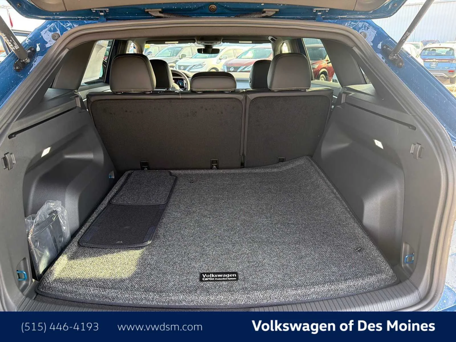 New 2026 Mountain Lake Blue Metallic Volkswagen 2.0T SE image 19