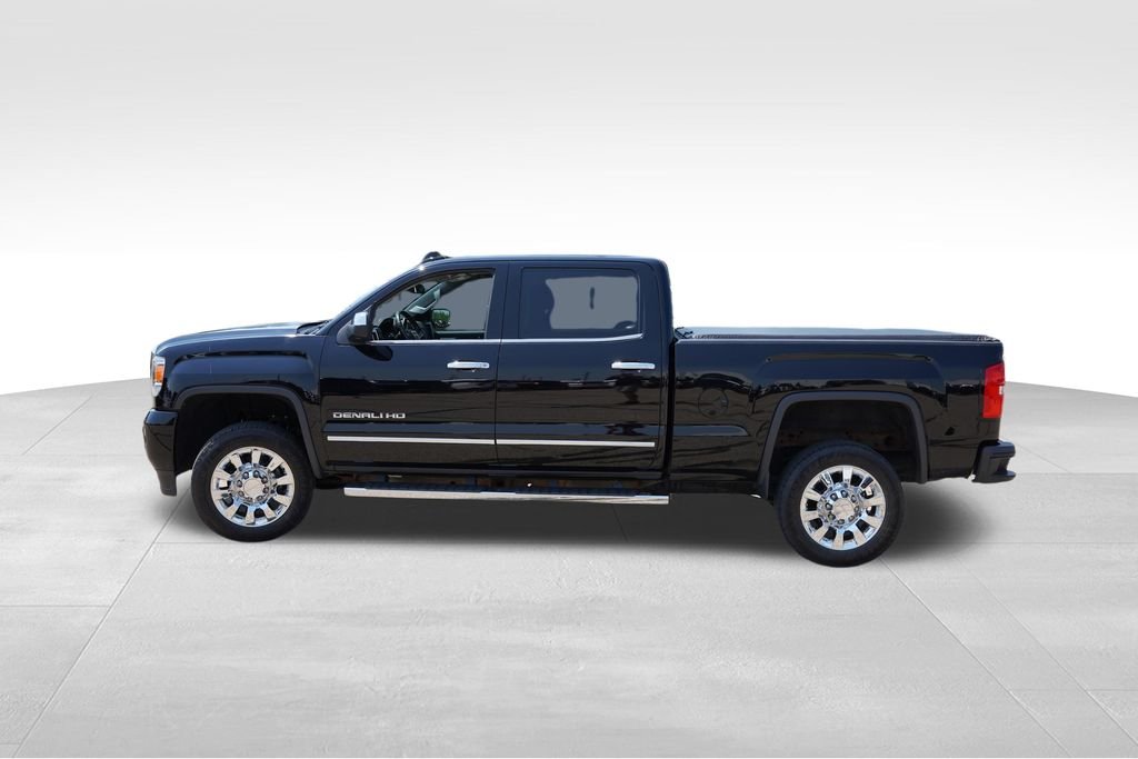 Certified Used 2019 Onyx Black GMC Denali image 9