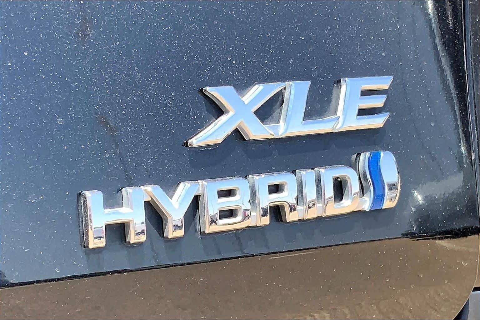 Used 2024 Midnight Black Metallic Toyota XLE image 10