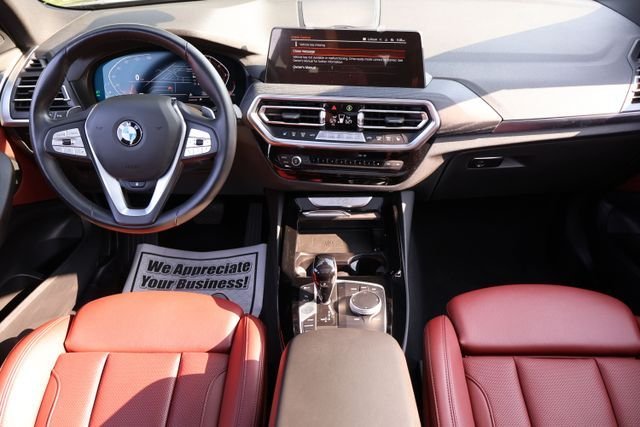 Used 2023 Black BMW xDrive30i image 10