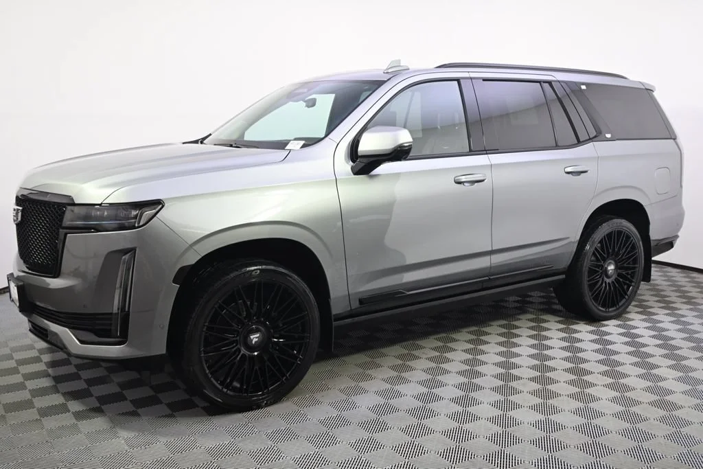 Used 2024 Cadillac Escalade Sport Platinum with VIN 1GYS4GKT3RR310661 for sale in Minneapolis, Minnesota