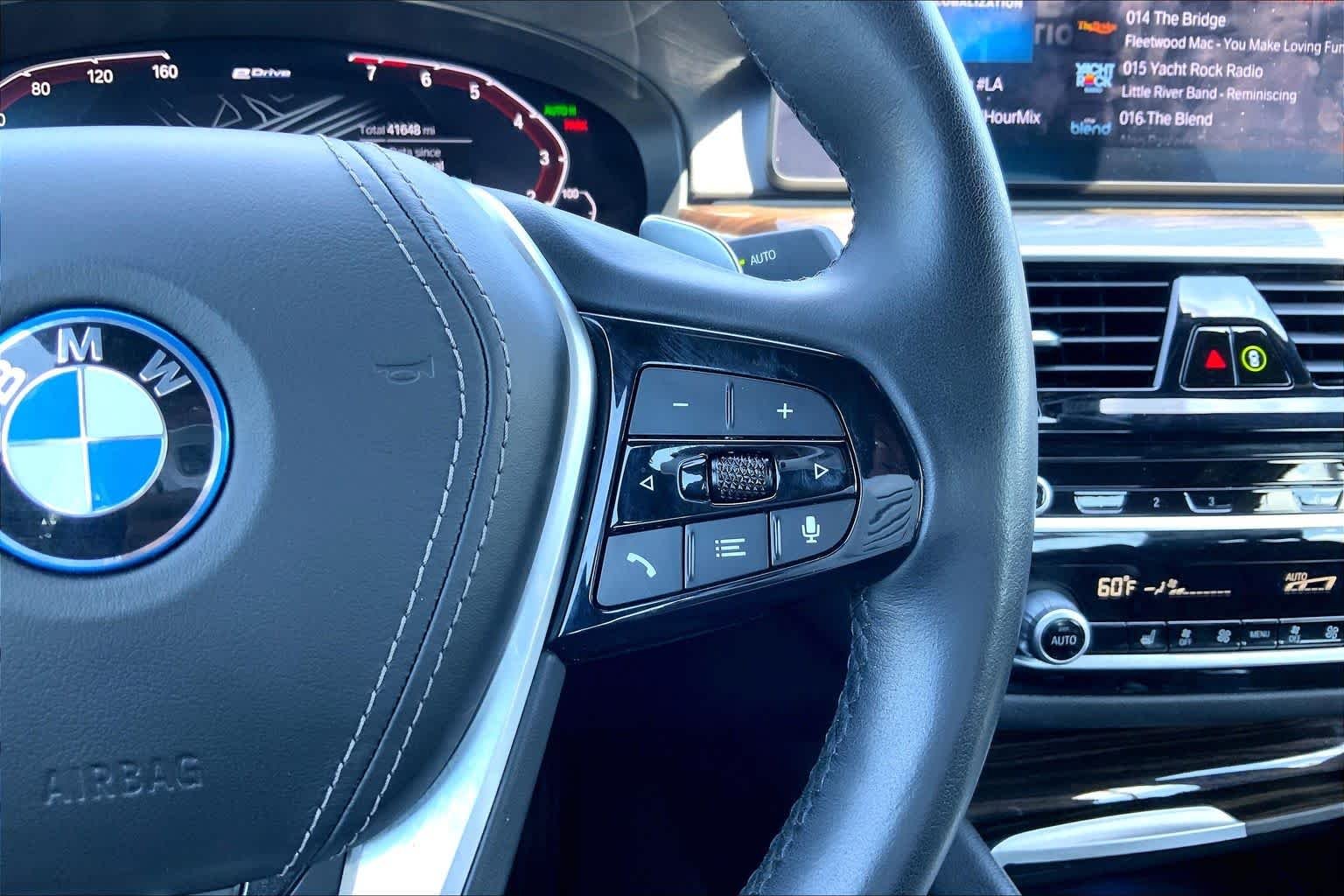 Used 2023 Black Sapphire Metallic BMW 530e xDrive image 25