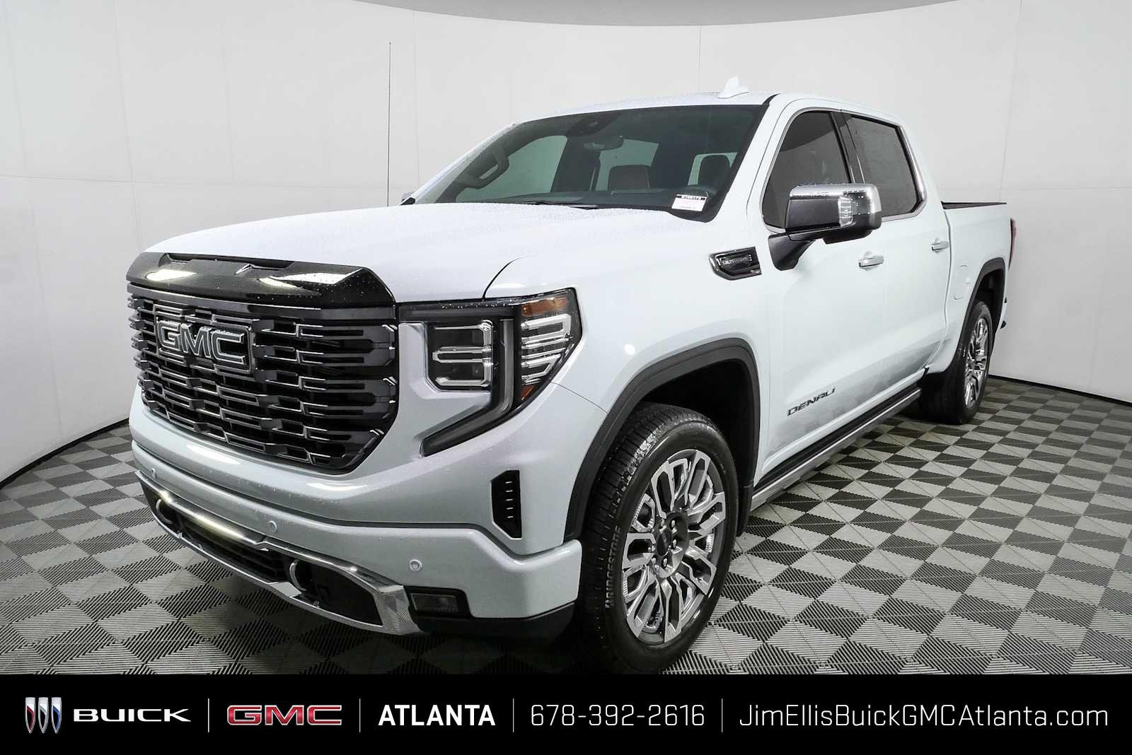 New 2026 Glacier White Tricoat GMC Denali Ultimate image 27
