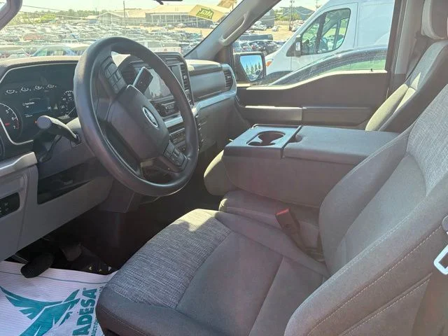 Used 2023 Silver Ford XLT image 4