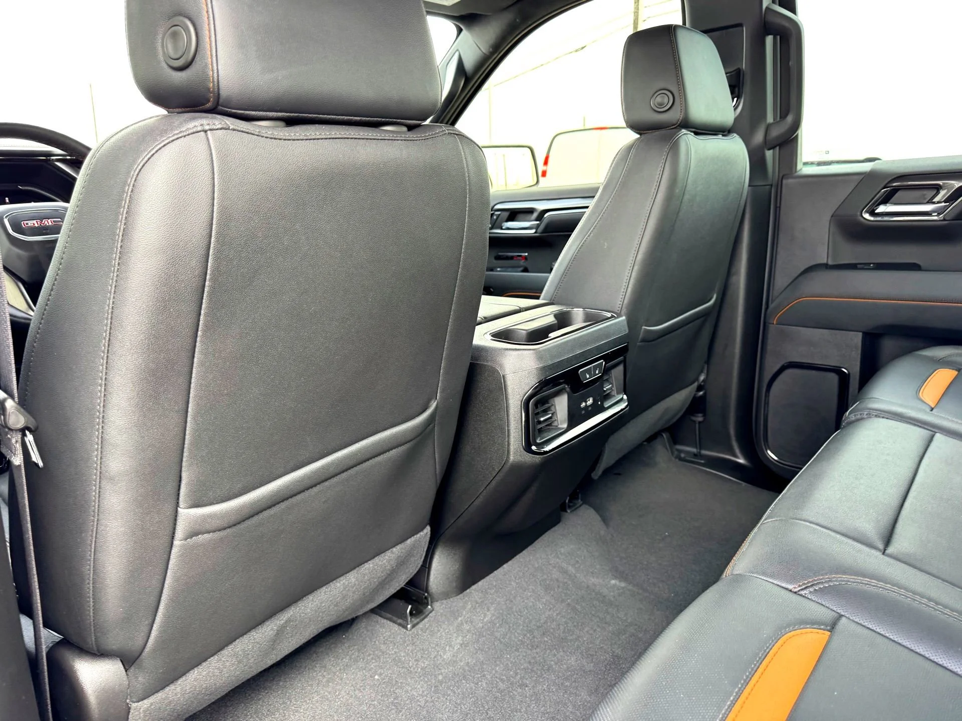 Used 2024 Summit White GMC AT4 image 20