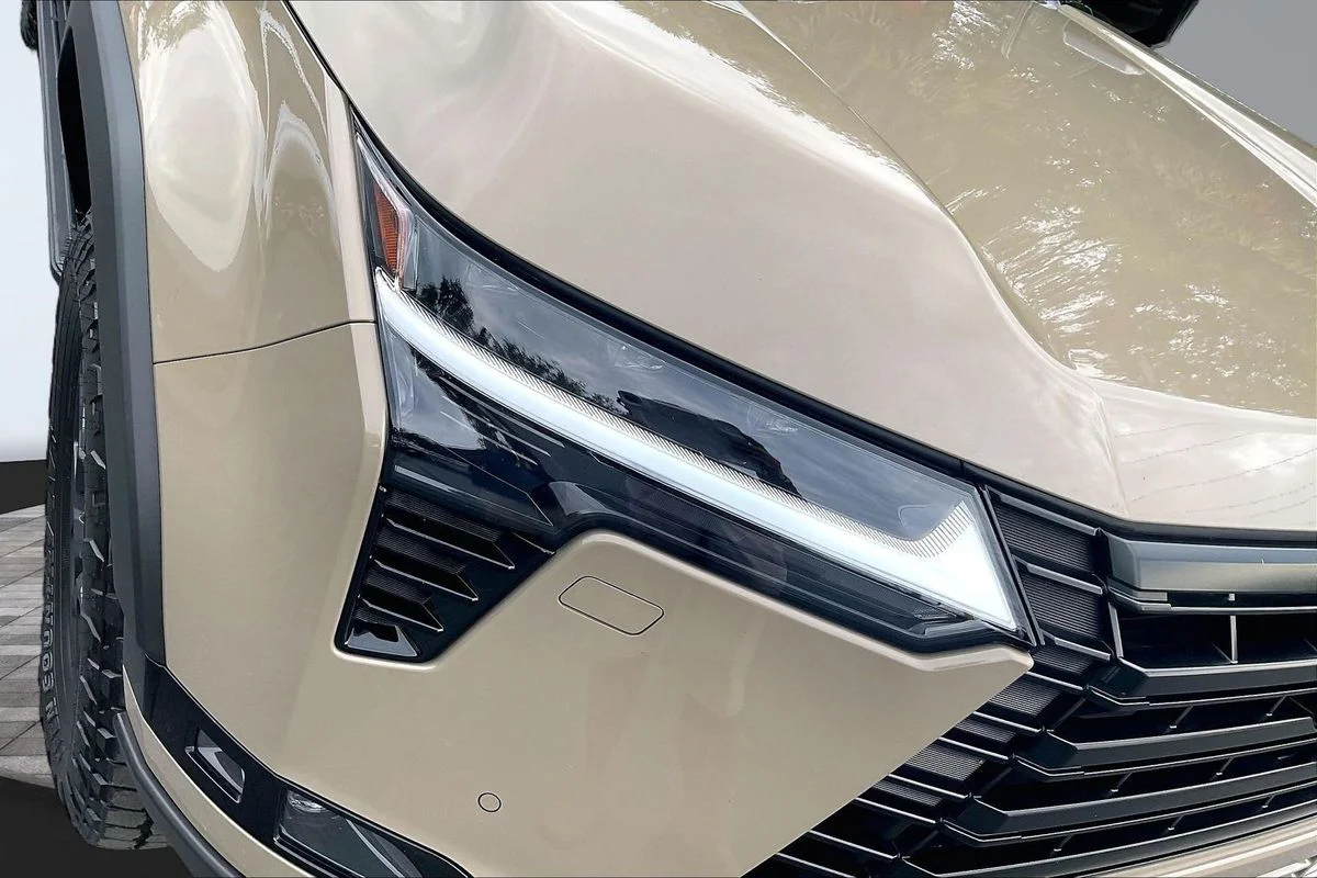 Used 2026 Beige Lexus Overtrail+ image 33