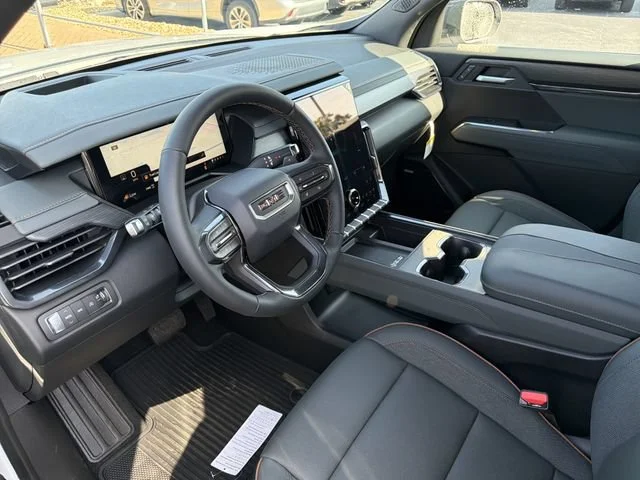 New 2026 Summit White GMC AT4 image 37