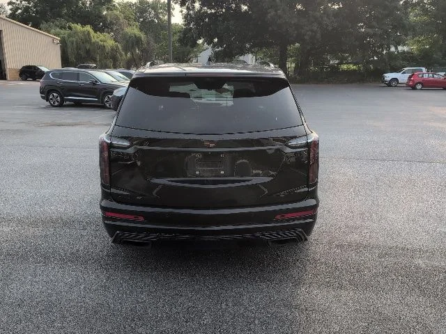 Used 2020 Black Cadillac Sport image 7