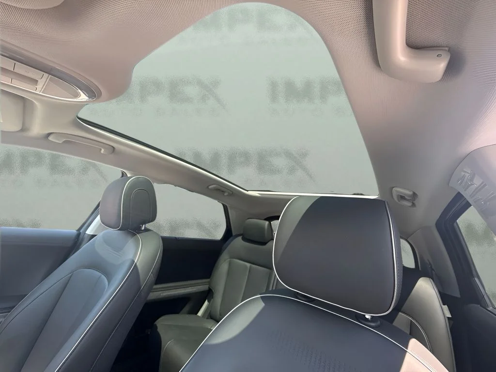 Used 2024 Blue Hyundai Limited image 6
