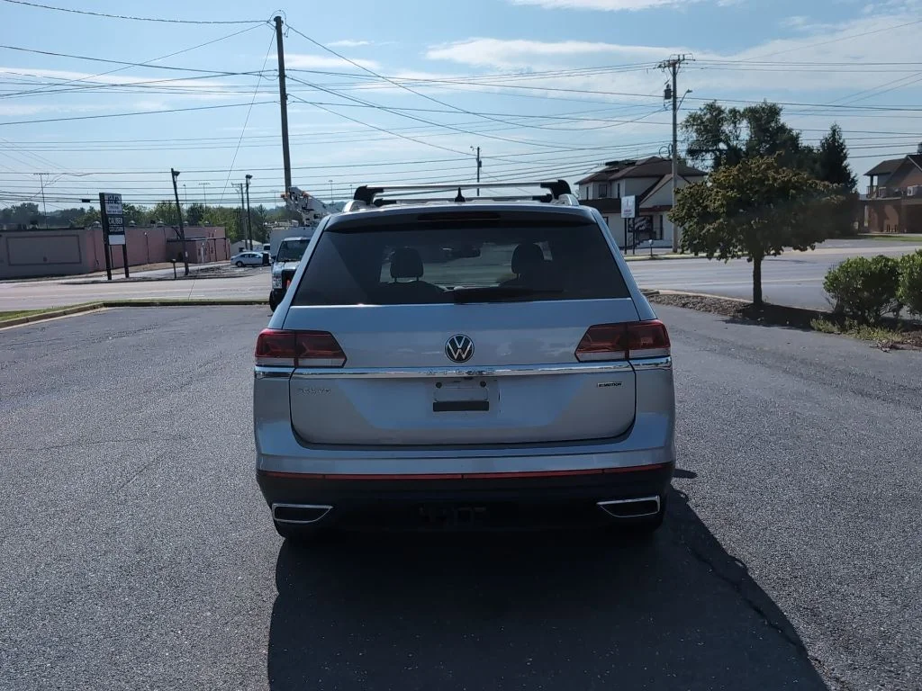 Certified Used 2021 Pyrite Silver Metallic Volkswagen SEL image 6