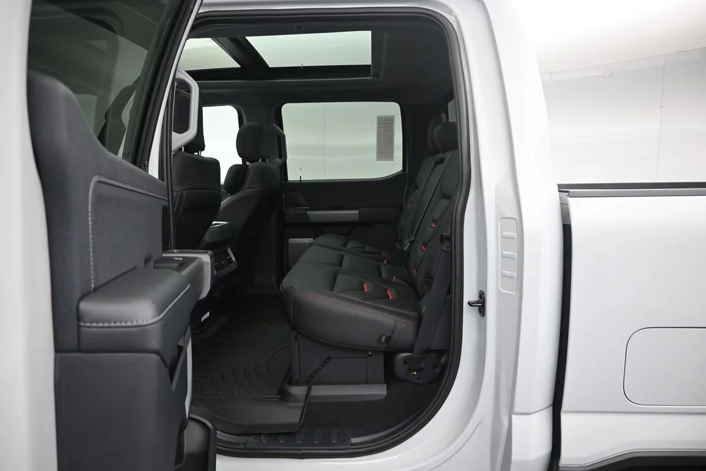 New 2026 Avalanche Ford Lariat image 22
