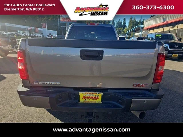 Used 2014 Steel Gray Metallic GMC Denali image 4