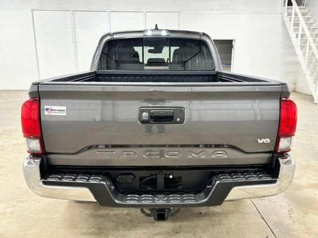Used 2020 Gray Toyota SR5 image 6