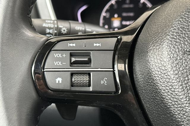 Used 2025 Black Honda Touring image 25