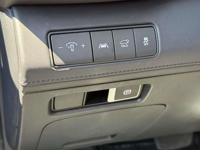 2023 Hyundai Santa Fe Limited - Photo 29