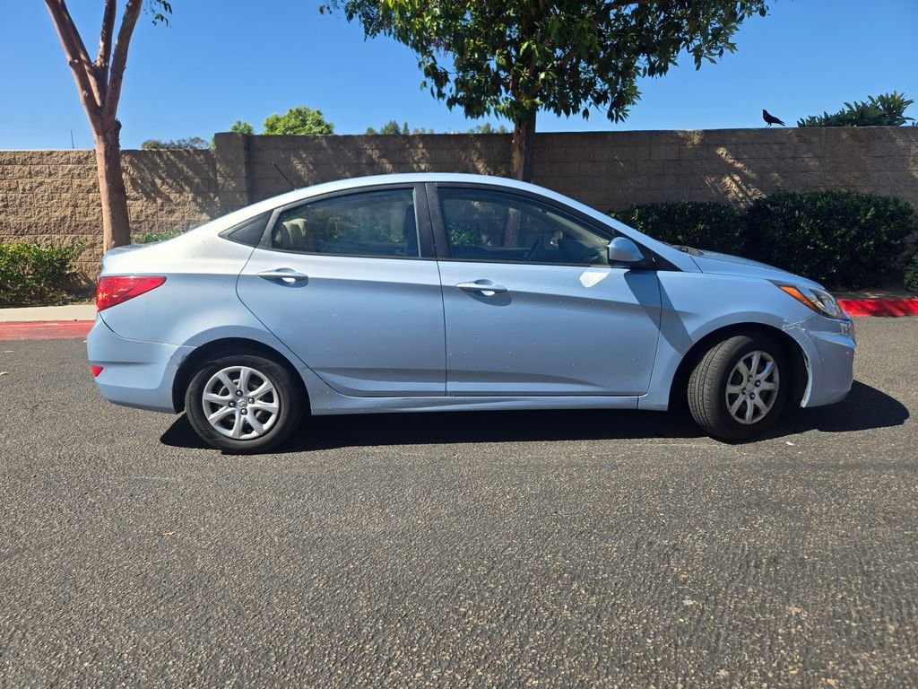 Used 2014 Blue Hyundai GLS image 8