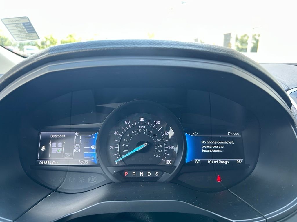 Used 2022 Silver Ford SE image 16