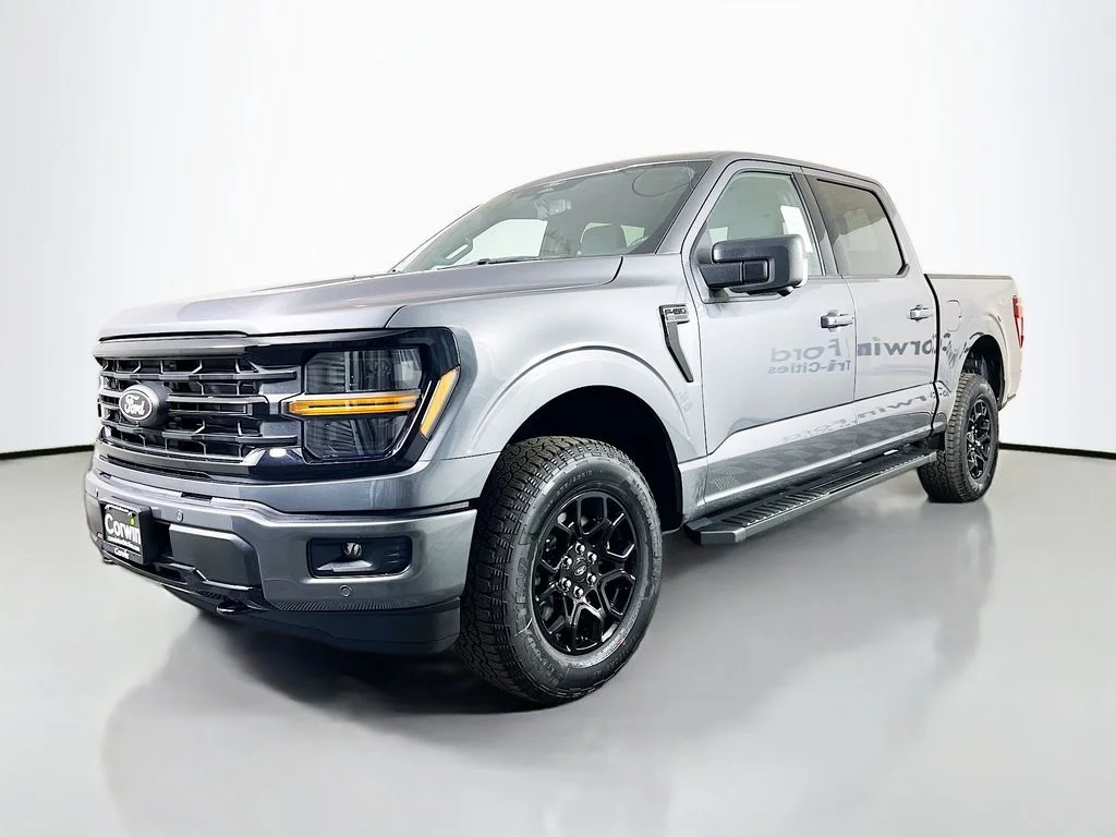New 2026 Carbonized Gray Metallic Ford XLT image 5