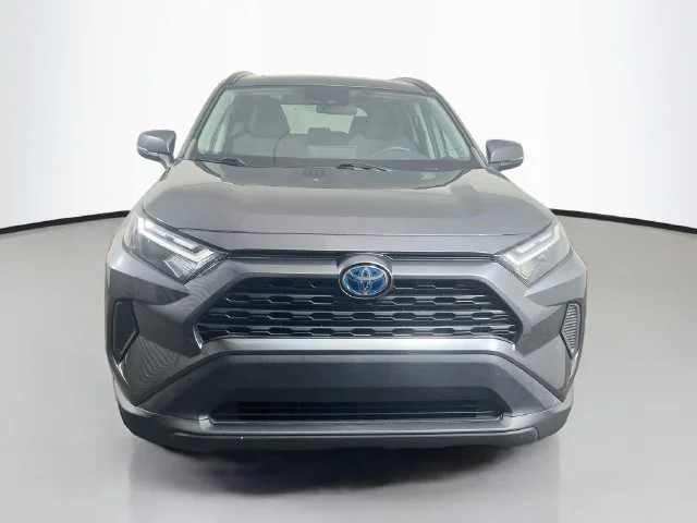 Used 2022 Magnetic Gray Metallic Toyota XLE image 2