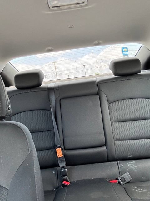 Used 2016 IRIDESCENT PEARL TRICOAT Chevrolet LT image 16