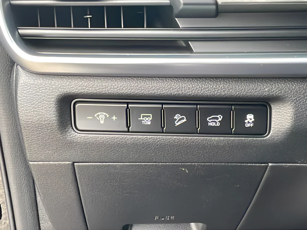 Used 2023 Black Kia SX-Prestige X-Pro image 19