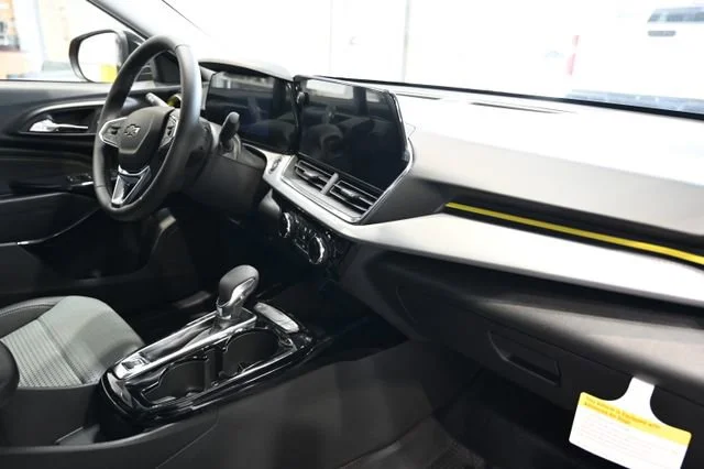 2026 Chevrolet Trax LT - Photo 13