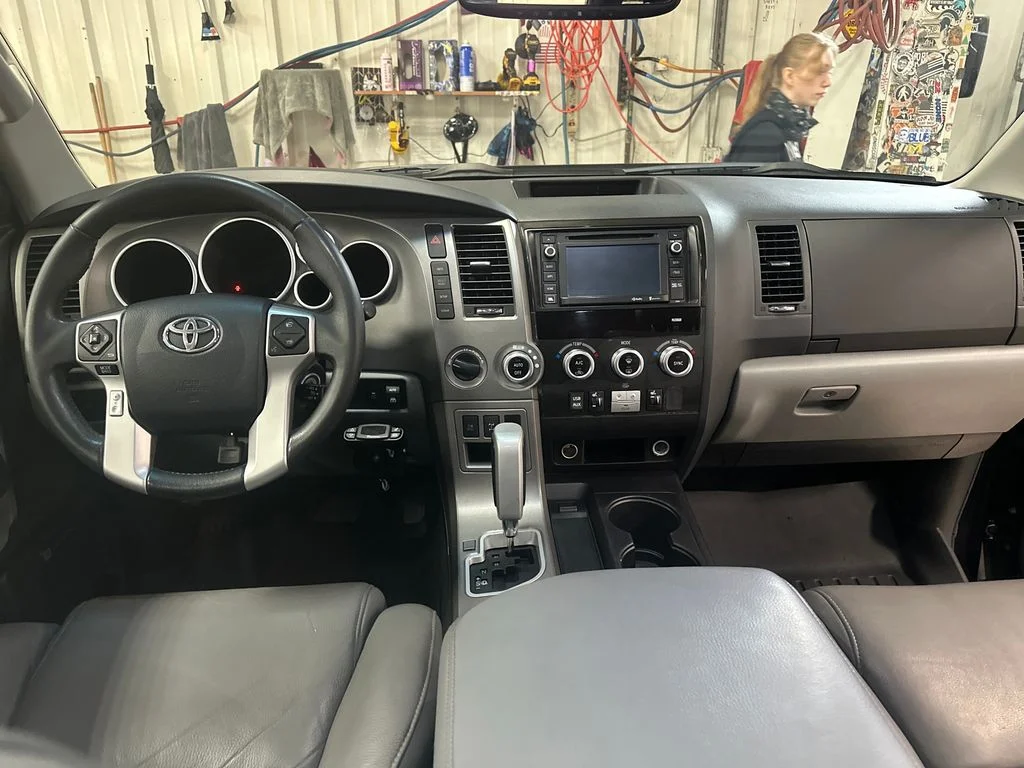 Used 2014 Black Toyota Limited image 18